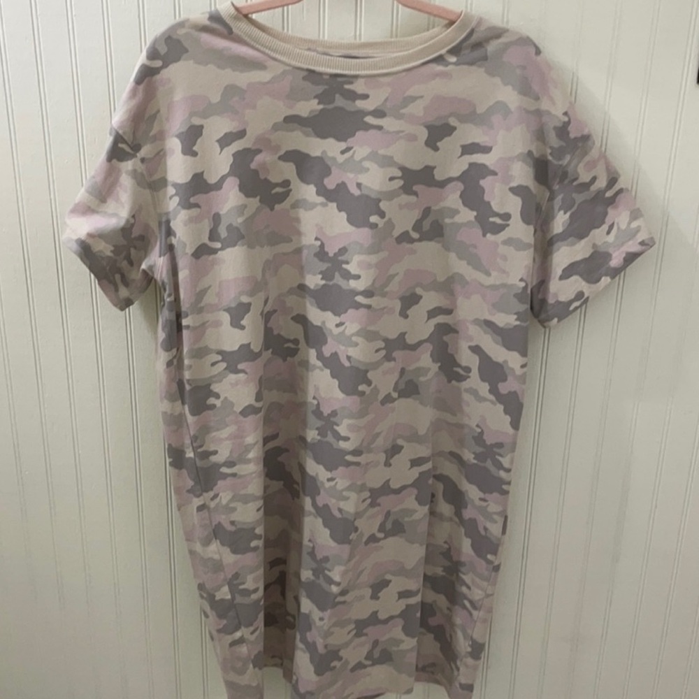 Old Navy Beige Camo Dress